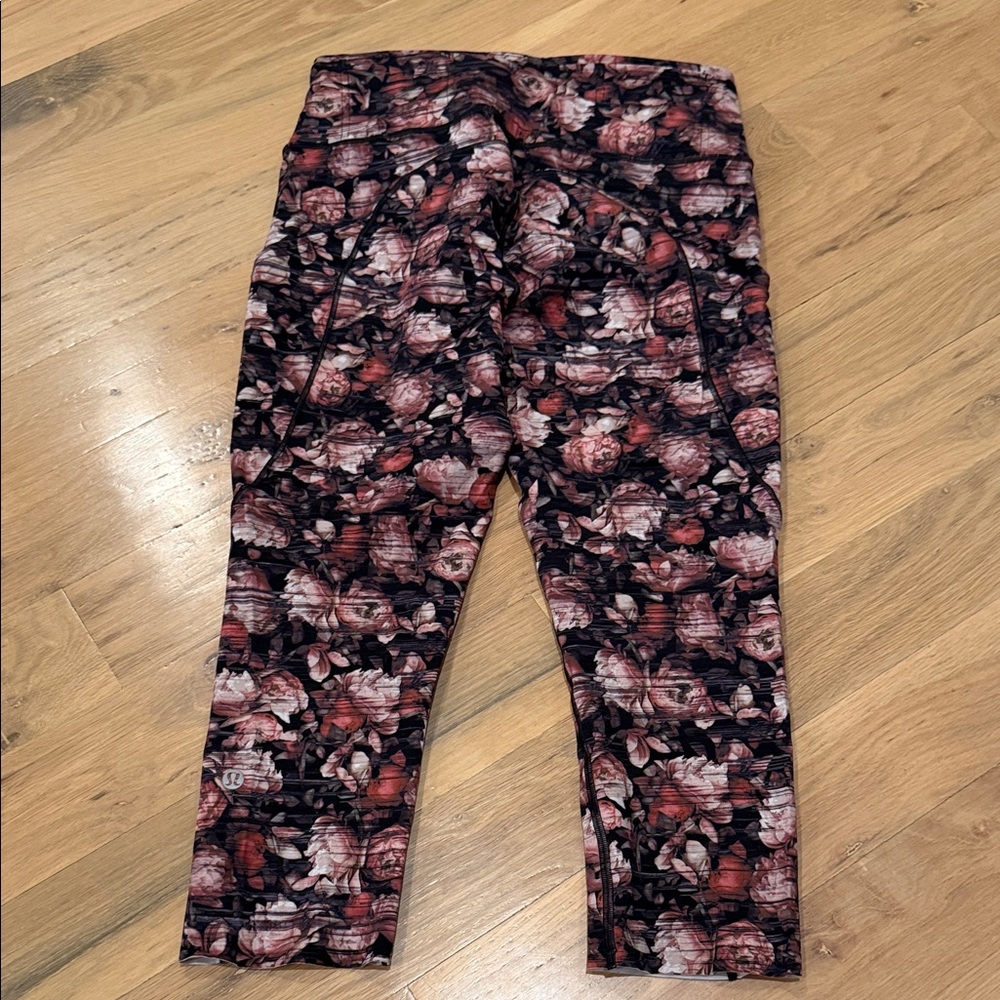 lululemon athletica Floral Peony Print Leggings & Sports Bra Set - Picture 5 of 10